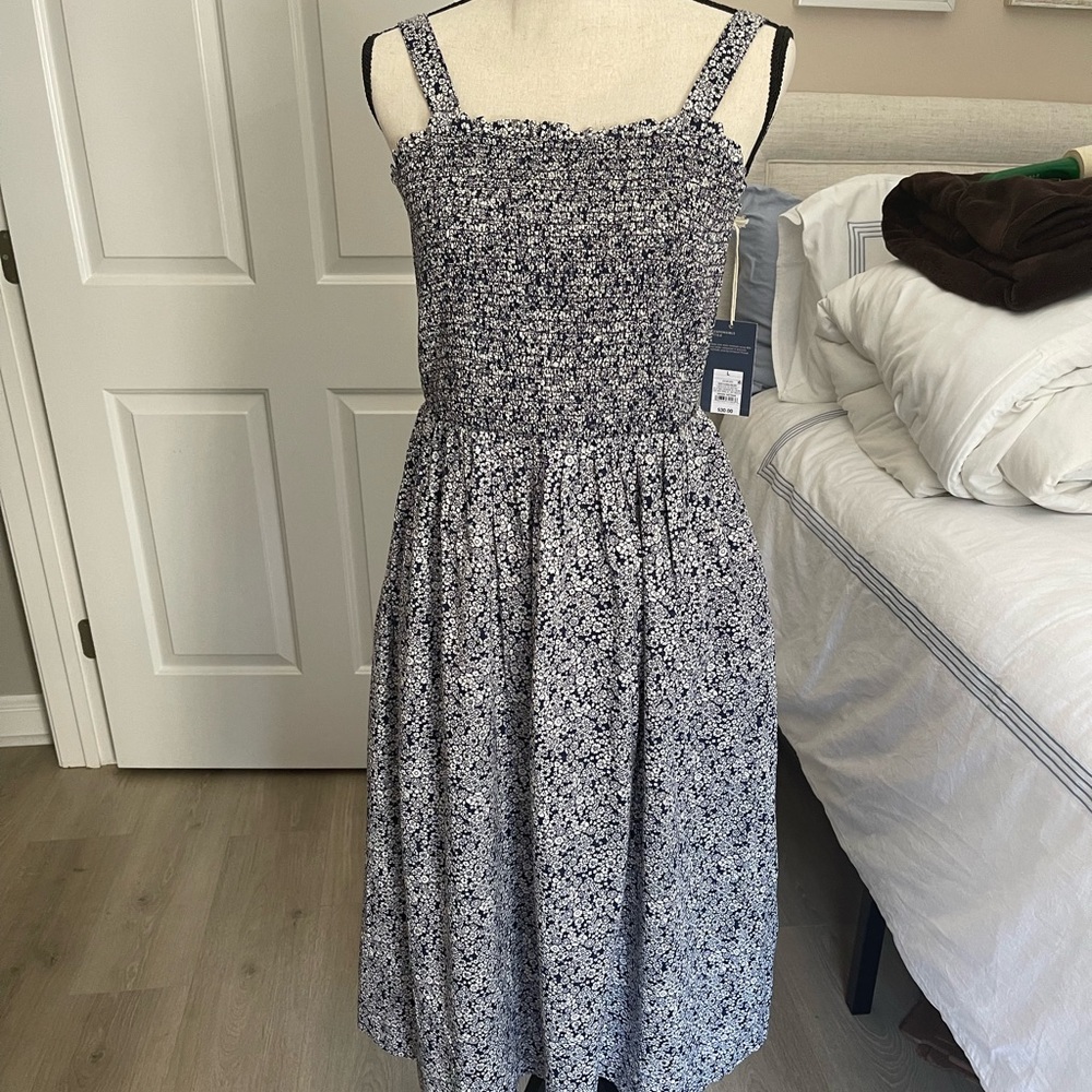 Universal thread smock dress